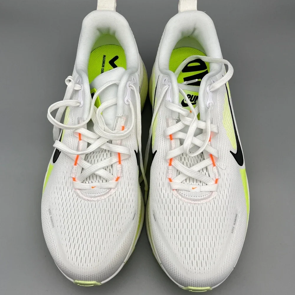 Nike Vomero 18 Mens 10.5 Performance Running Shoes White Volt ZoomX ReactX